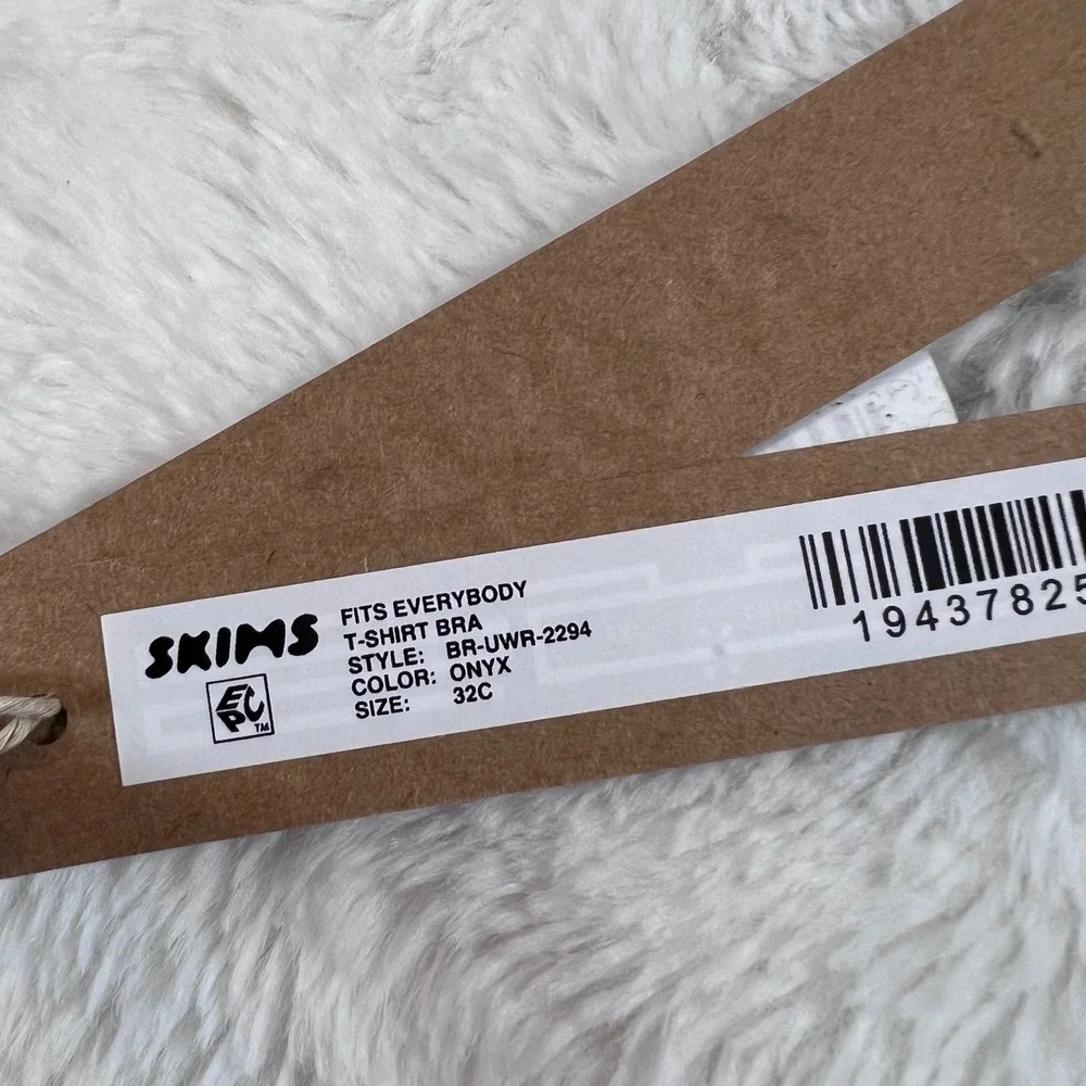 SKIMS Fits Everybody T-Shirt Bra‎ Onyx Black Underwire 32C BR-UWR-2294 NEW - Picture 7 of 11